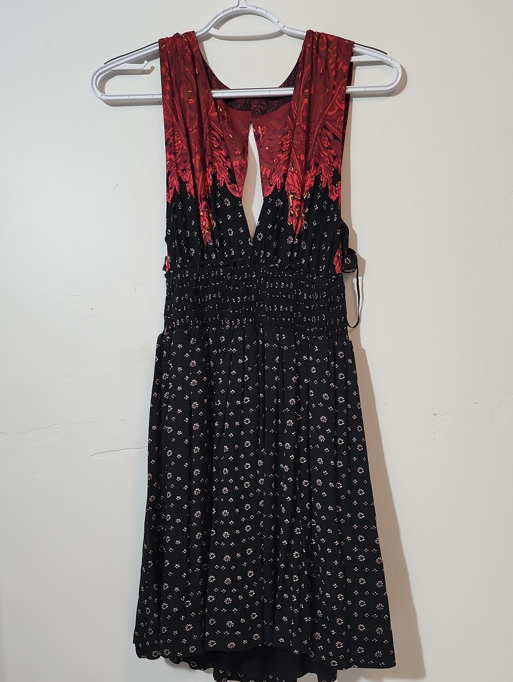 Sleeveless Red & Black Floral V-Neck Dress